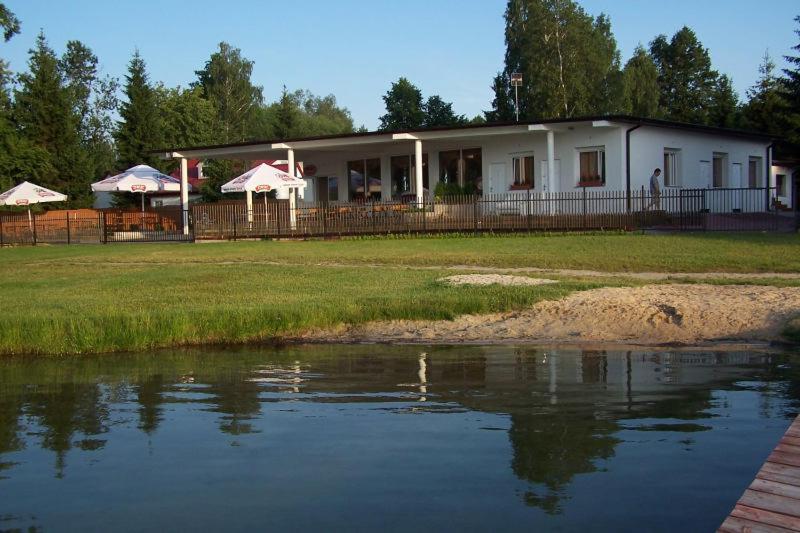 "Vanilla" Pokoje I Apartamenty Nad Brzegiem Jeziora Okuninka Exterior foto