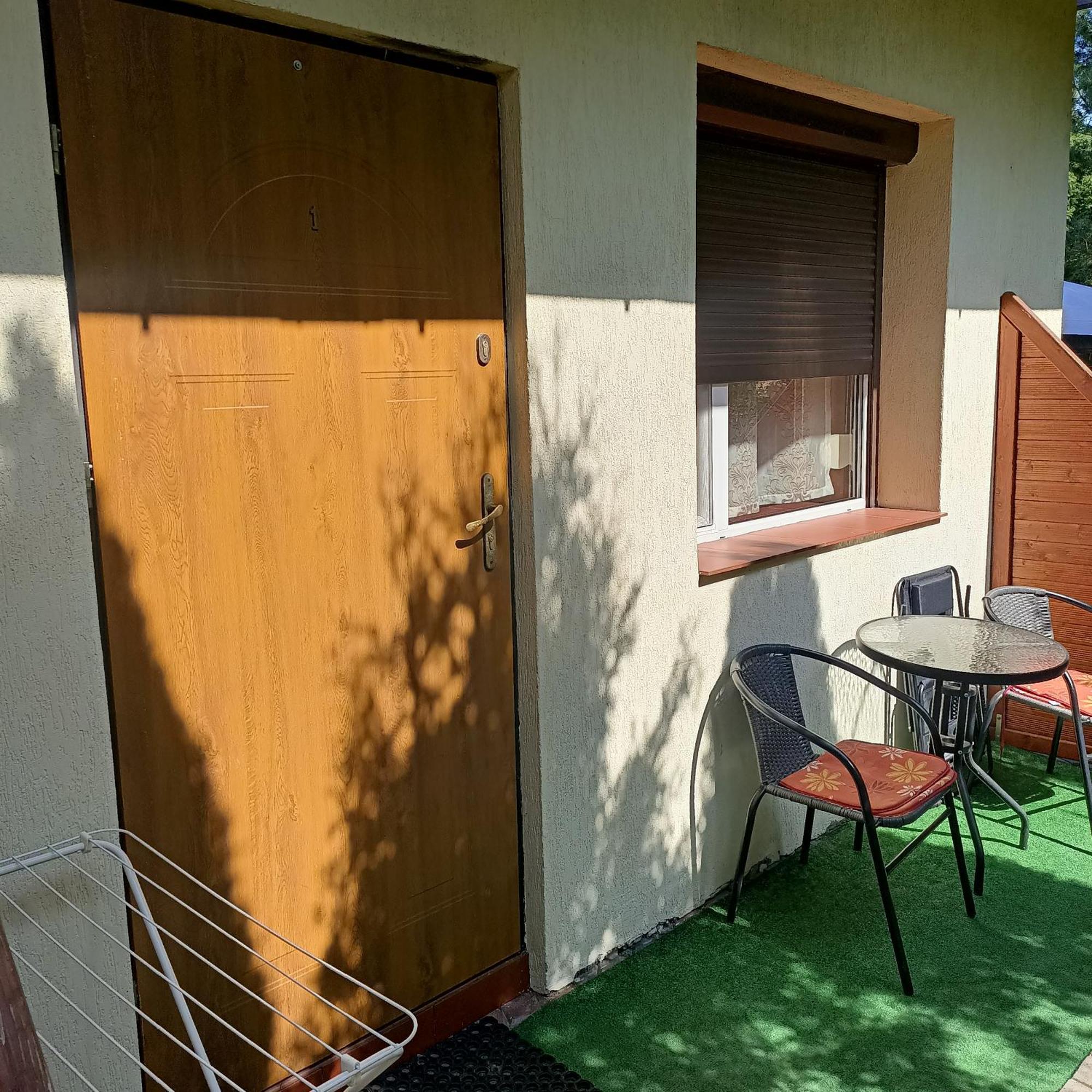 "Vanilla" Pokoje I Apartamenty Nad Brzegiem Jeziora Okuninka Exterior foto